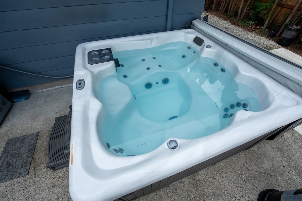 Hot tub